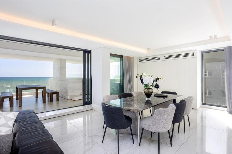 5 Bedroom Property for Sale in Bantry Bay Western Cape